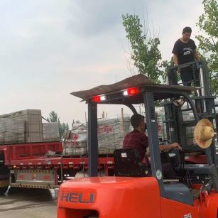 长沙 黄金麻冰裂纹，地铺石装车