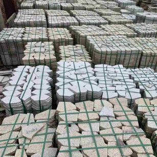 长沙 黄金麻白麻花岗岩荔枝面地铺石(冰裂纹)