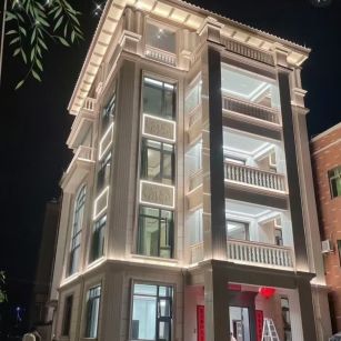 长沙 芝麻白花岗岩别墅外墙夜间效果