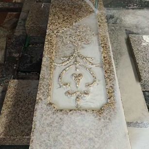 长沙 黄金麻花岗岩异形加工雕刻栏杆大柱