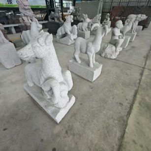 长沙 芝麻白花岗岩造型立体雕刻——十二生肖