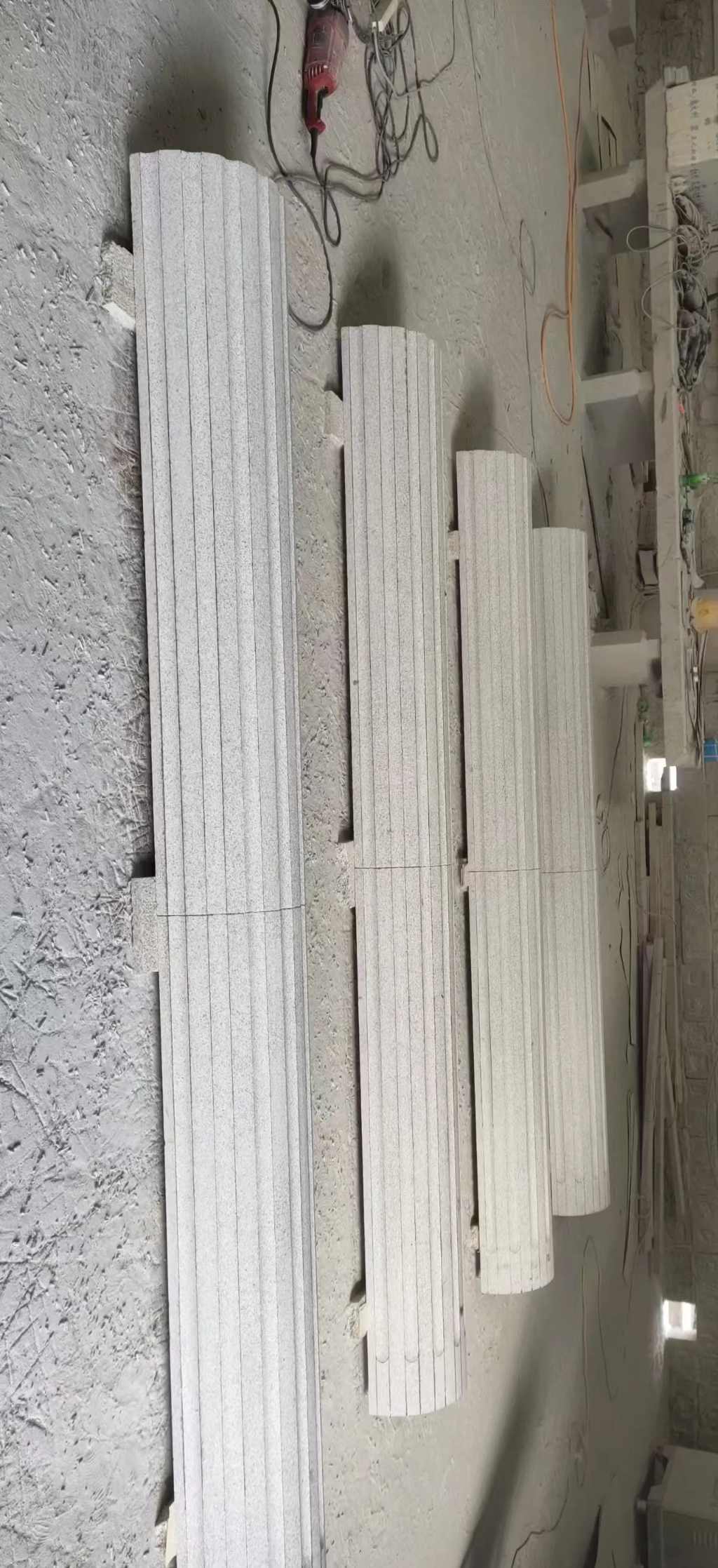 长沙 花岗岩厂家带你看白麻花岗岩门楼大柱柱皮