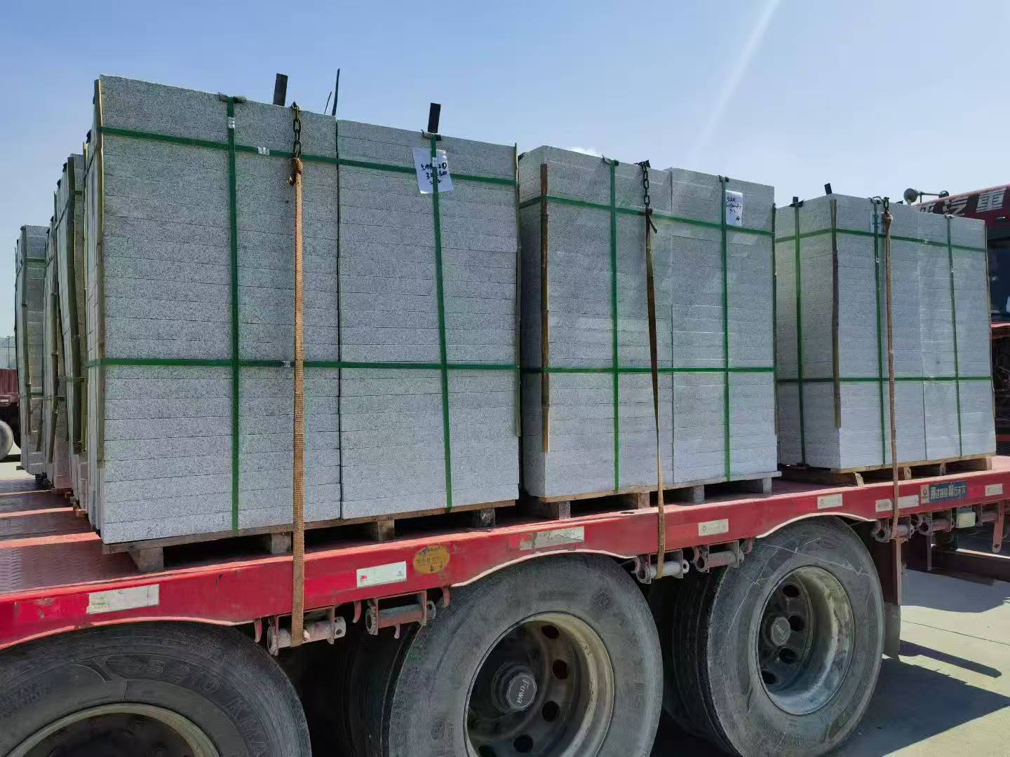 长沙芝麻白花岗岩出货日常地铺石