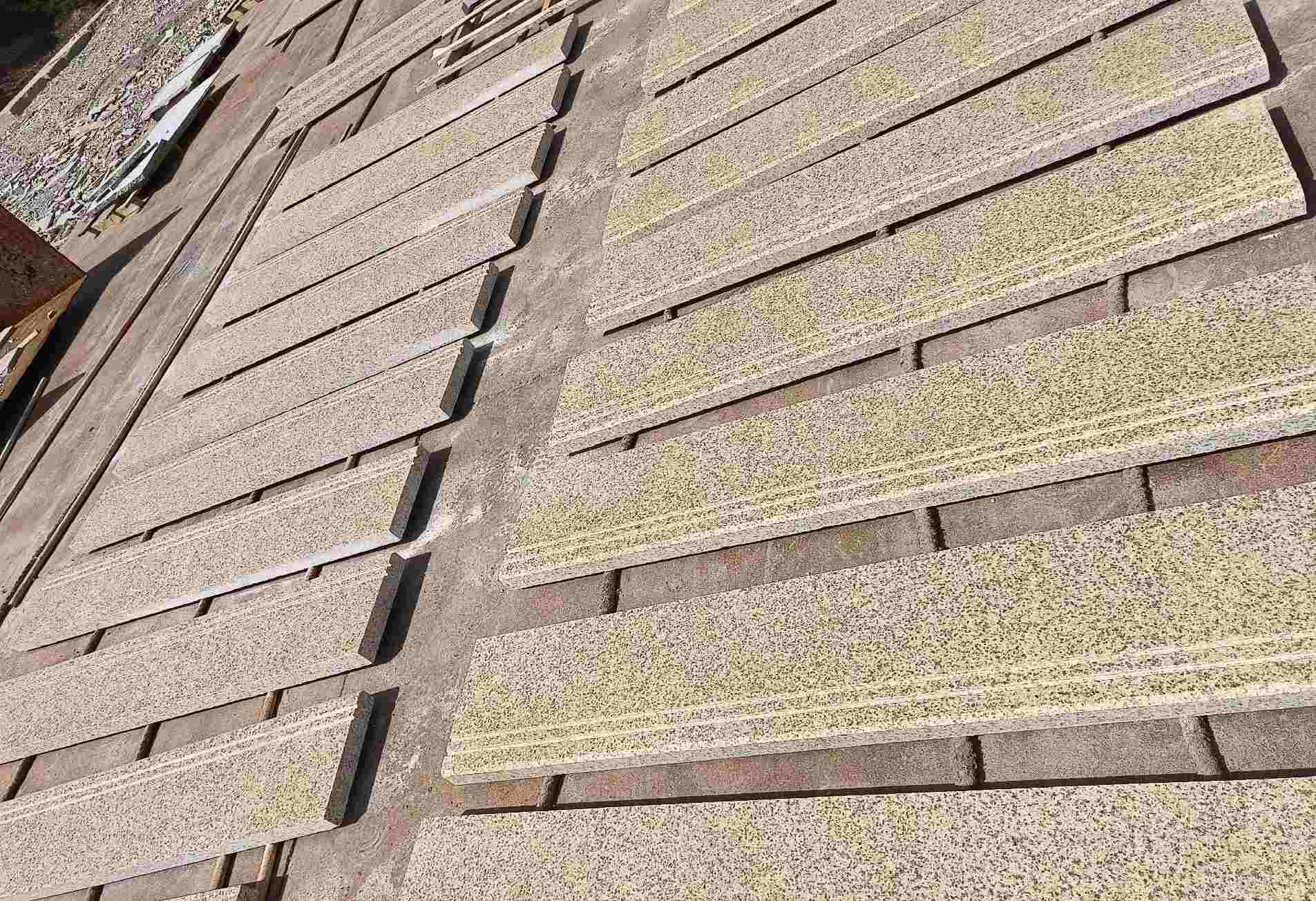 长沙 黄金麻花岗岩光面楼梯踏步