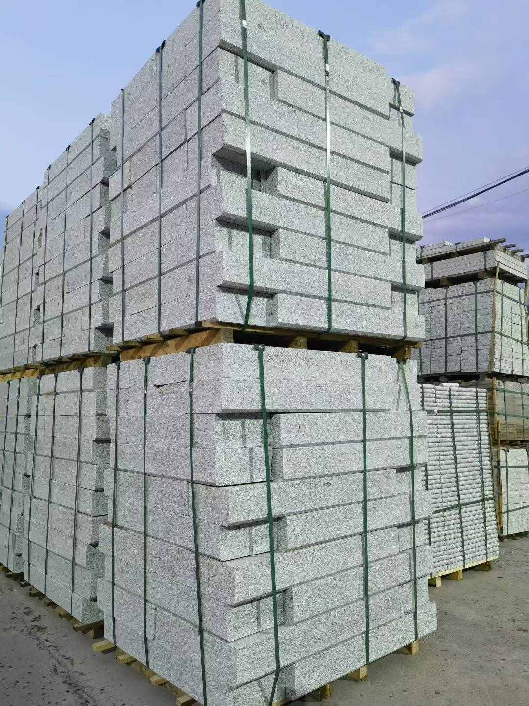 长沙 芝麻白花岗岩路沿石，路缘石，路肩石，道牙，立缘石，马路牙子，街沿石，侧石等