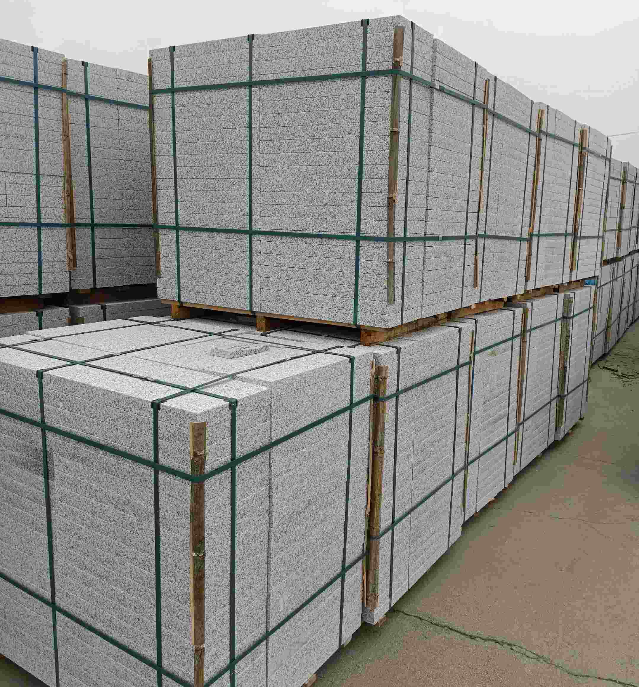 长沙 白麻花岗岩石材荔枝面地铺石（300*600*50）