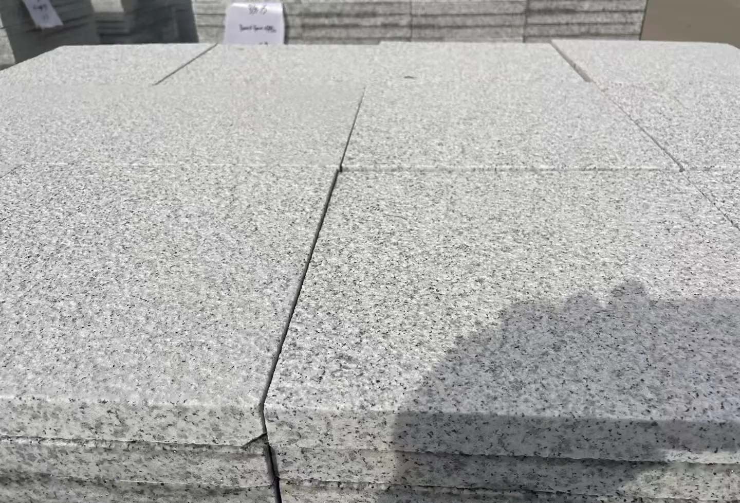 长沙 白麻花岗岩石材推荐 荔枝面地铺石