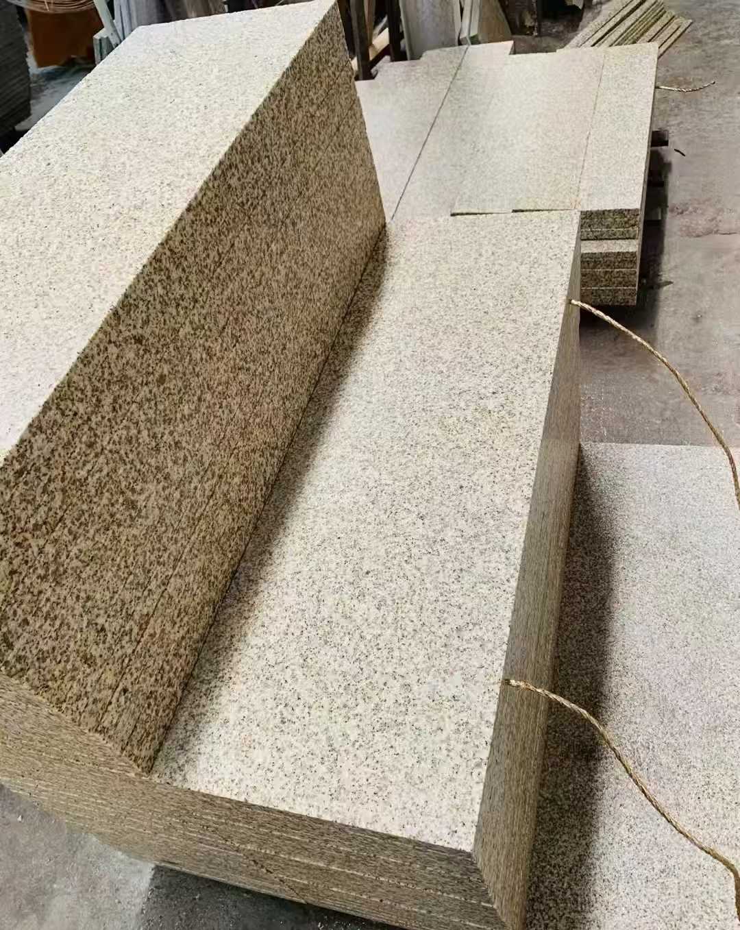 长沙 黄金麻荔枝面外墙干挂成品