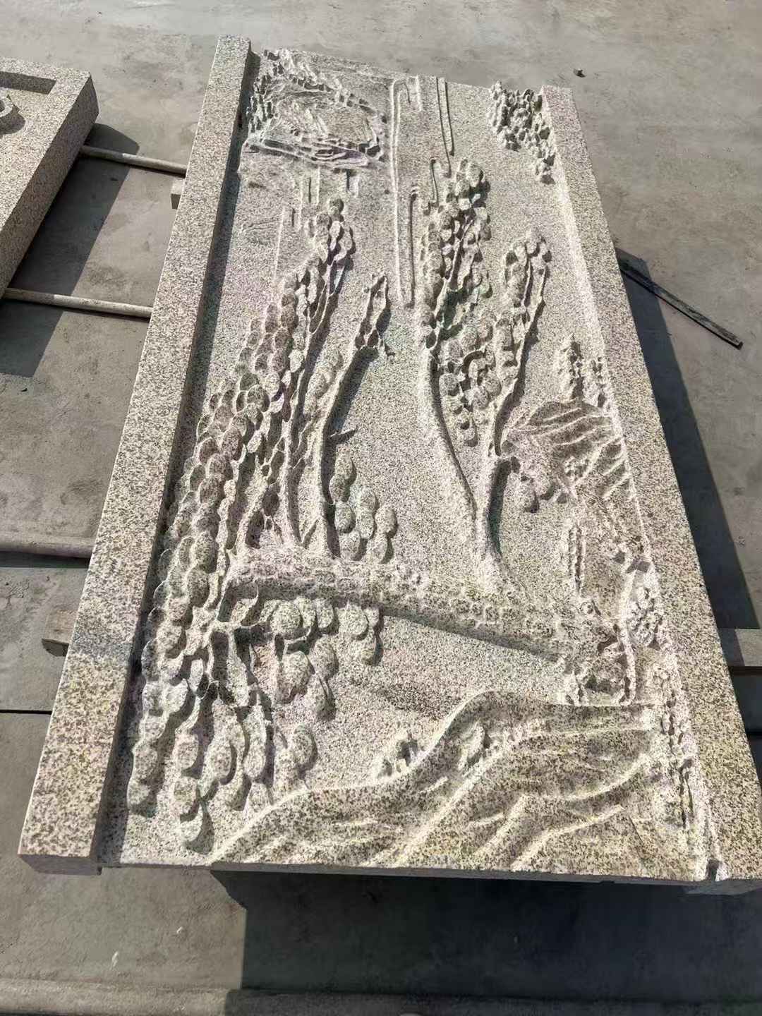 长沙 黄金麻雕刻板浮雕迎客松