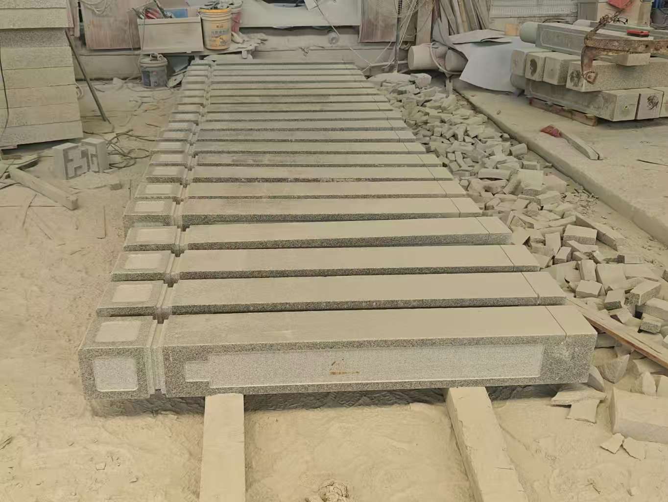 长沙 芝麻白异形加工雕刻-栏杆大柱，方柱